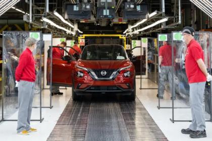Nissan: Περικοπές, κλείσιμο εργοστασίων και «πάγωμα» στα σχέδιά της για το 2026